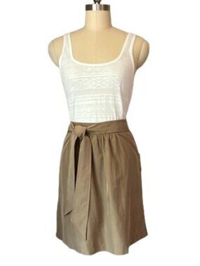 A New Day Tan Elastic Waist Skirt Knee Length Pockets L NWT